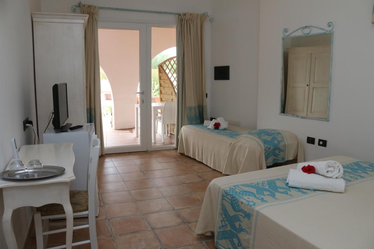 Hotel Altura Villasimius Extérieur photo