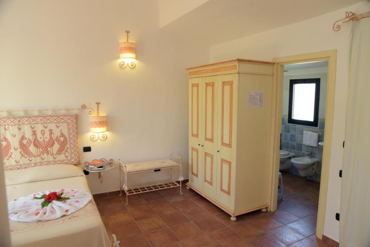 Hotel Altura Villasimius Extérieur photo