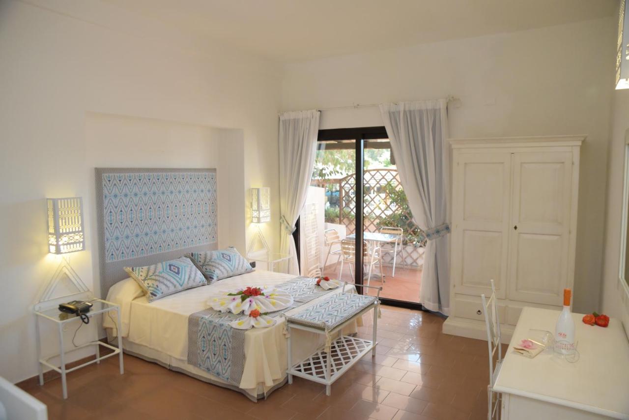 Hotel Altura Villasimius Extérieur photo