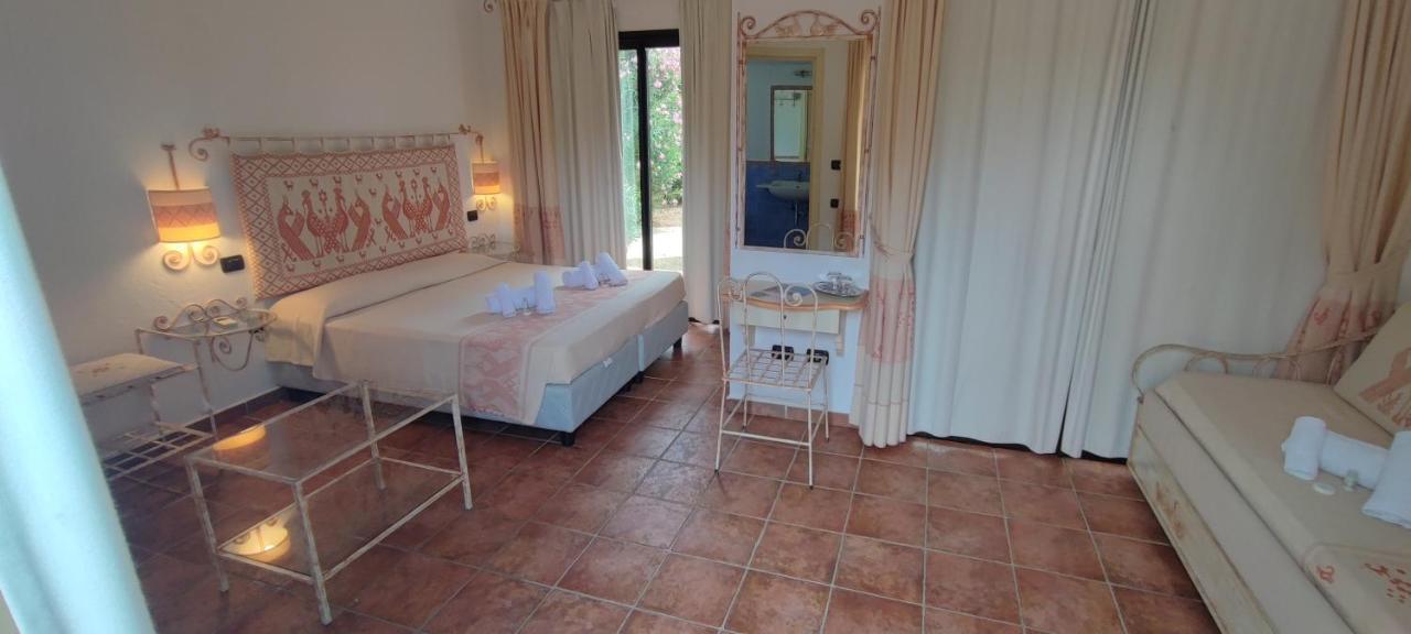 Hotel Altura Villasimius Extérieur photo