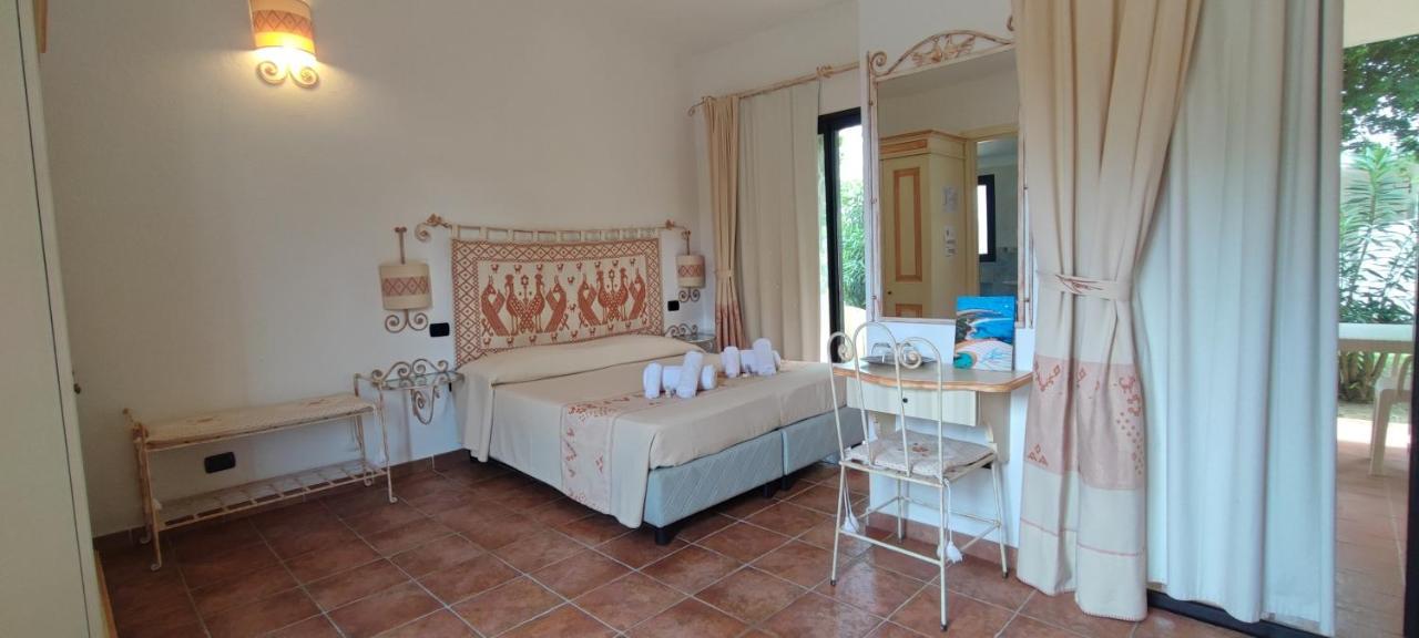 Hotel Altura Villasimius Extérieur photo